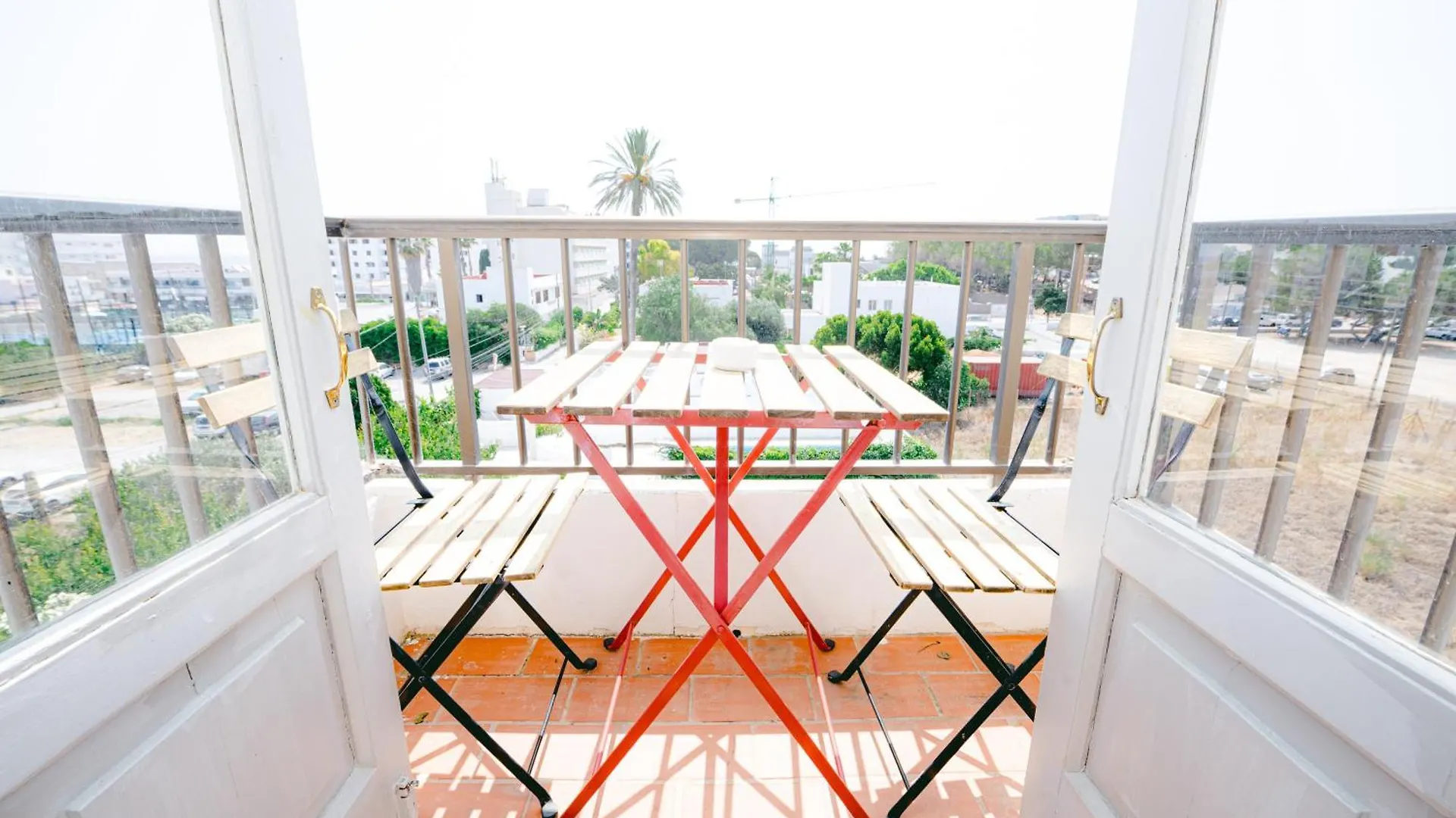 Hostal Flamingo By Nest Cala Llena