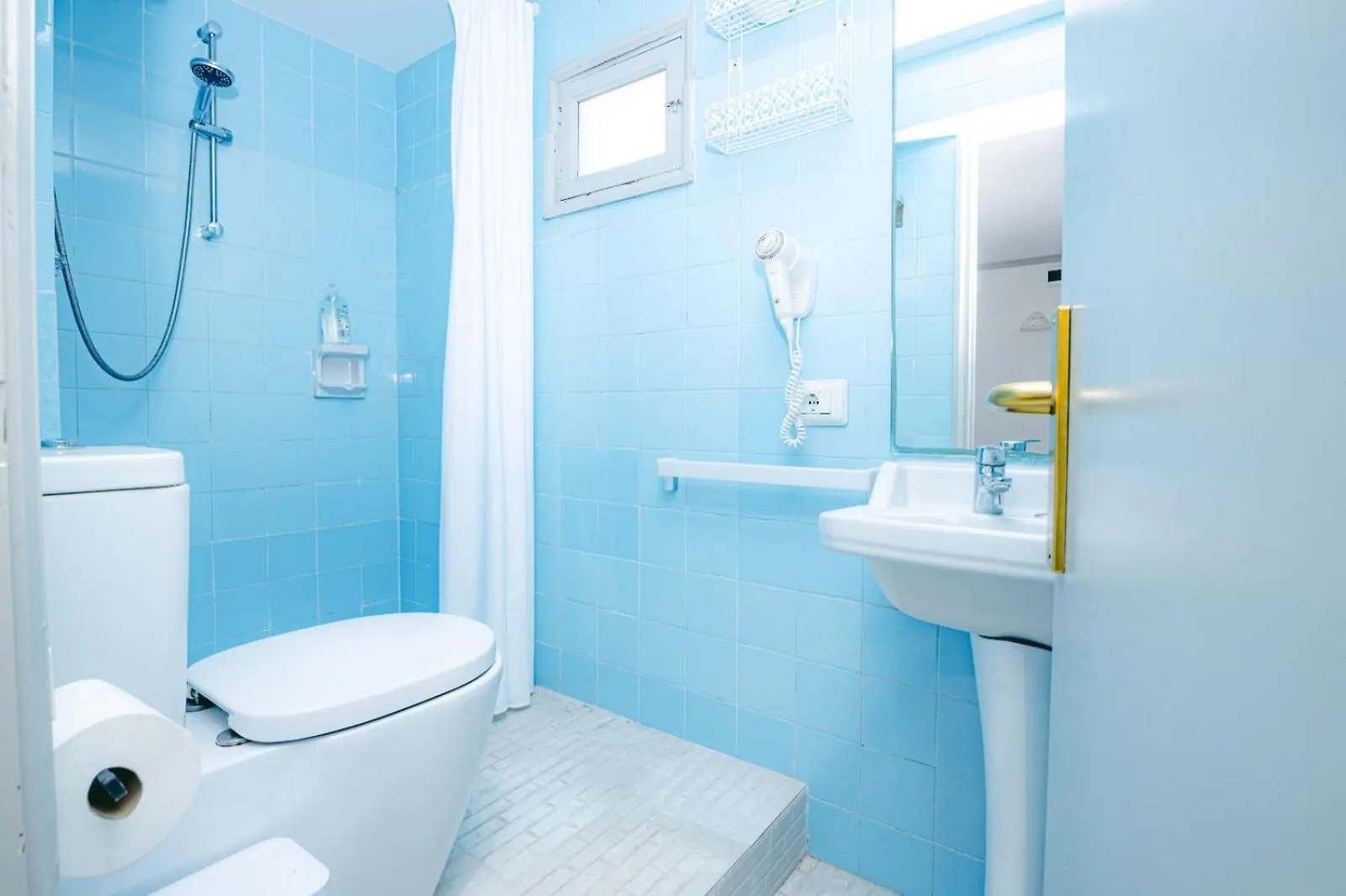 Hostel Hostal Flamingo By Nest Cala Llena İspanya